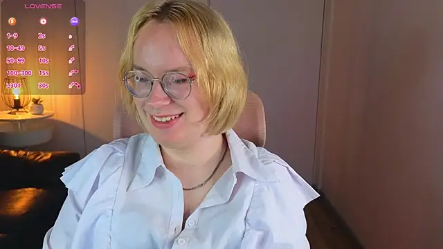 Snapshot of Amanda_Butlerr chatting on 06/29/26, 10:15 Amanda Butlerr online show from 06/29/26, 10:15