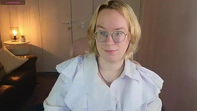 Snapshot of Amanda_Butlerr chatting on 07/04/26, 01:50 Amanda Butlerr online show from 07/04/26, 01:50
