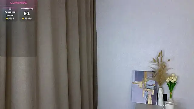SuzanneHowse online show from 03/30/26, 04:30