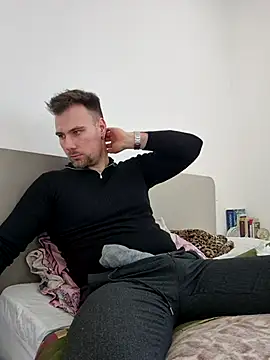 Snapshot of mrlyuis chatting on 01/09/26, 01:03 mrlyuis online show from 01/09/26, 01:03