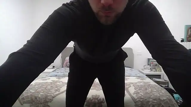 Snapshot of mrlyuis chatting on 02/11/26, 07:19 mrlyuis online show from 02/11/26, 07:19