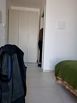 Snapshot of mrlyuis chatting on 02/23/26, 11:07 mrlyuis online show from 02/23/26, 11:07