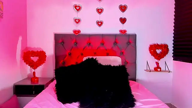 SagiraBelle online show from 02/14/26, 04:15