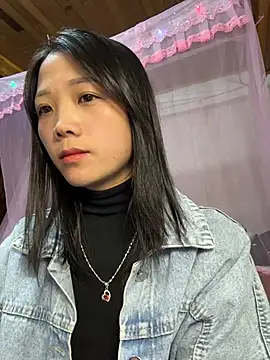 thaoyeuuu online show from 11/27/25, 10:06