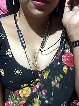 Snapshot of telugu-juliet chatting on 04/08/26, 05:13 telugu-juliet online show from 04/08/26, 05:13