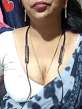 Snapshot of telugu-juliet chatting on 04/11/26, 04:50 telugu-juliet online show from 04/11/26, 04:50