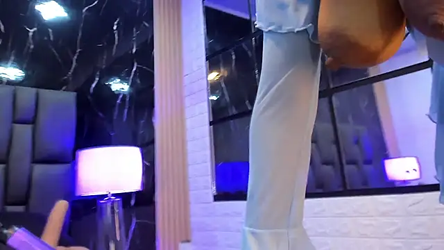 BustyGlow online show from 06/27/26, 12:22