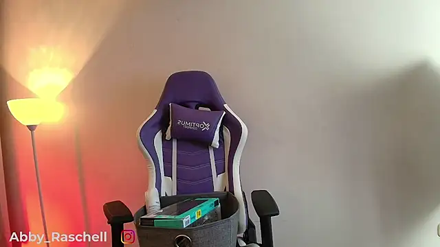 Snapshot of Abby_Raschell chatting on 02/04/26, 03:45 Abby Raschell online show from 02/04/26, 03:45