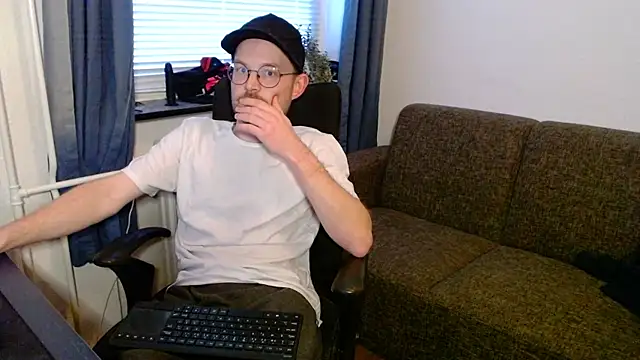 ChefDeLust online show from 11/10/25, 03:00