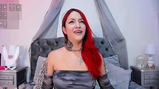 Snapshot of Angel_Blck chatting on 01/08/26, 01:13 Angel Blck online show from 01/08/26, 01:13