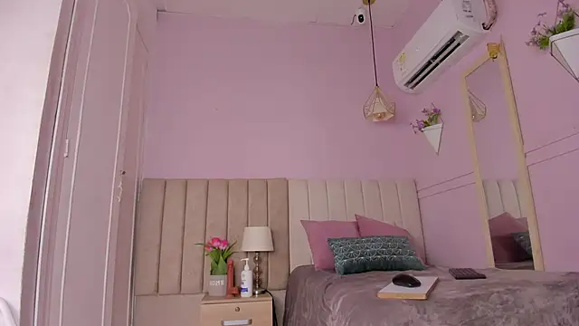  aleja x online show from 10/30/25, 11:33