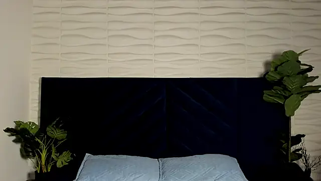 AustinJones  online show from 10/29/25, 01:57