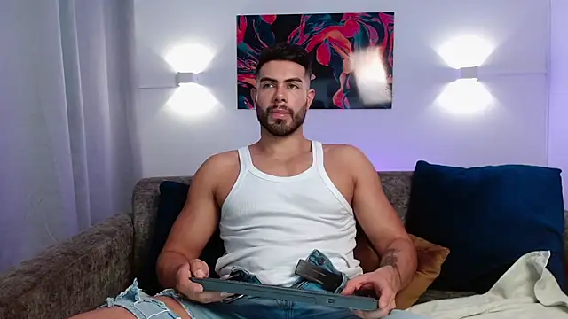 ZarekFox online show from 09/20/25, 01:34