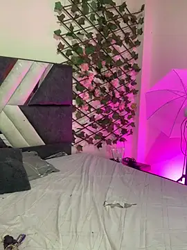 Dirty isabella18 online show from 02/02/26, 05:00