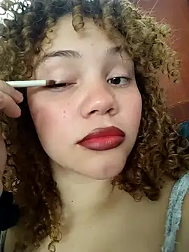 Snapshot of SirenRouge_69 chatting on 02/09/26, 08:24 SirenRouge 69 online show from 02/09/26, 08:24