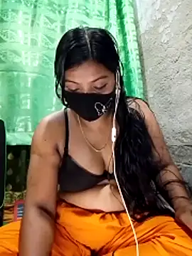 Snapshot of Mistompa24 chatting on 02/20/26, 03:56 Mistompa24 online show from 02/20/26, 03:56