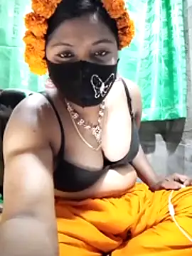 Snapshot of Mistompa24 chatting on 02/22/26, 03:21 Mistompa24 online show from 02/22/26, 03:21