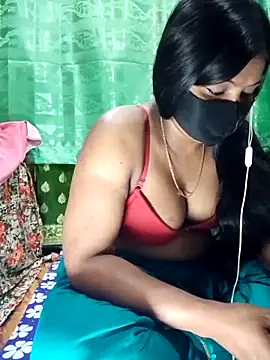 Snapshot of Mistompa24 chatting on 03/17/26, 03:48 Mistompa24 online show from 03/17/26, 03:48