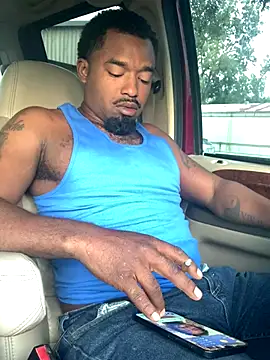 Snapshot of ReShawn24TM chatting on 09/13/25, 11:26 ReShawn24TM online show from 09/13/25, 11:26