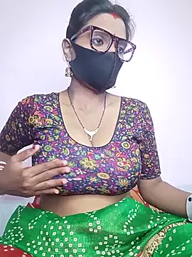 Snapshot of Mohini_Josh069 chatting on 11/13/25, 10:08 Mohini Josh069 online show from 11/13/25, 10:08