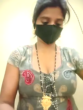Snapshot of Mohini_Josh069 chatting on 04/17/26, 07:50 Mohini Josh069 online show from 04/17/26, 07:50