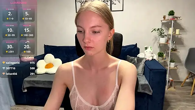 BrightAnnie online show from 10/24/25, 05:20