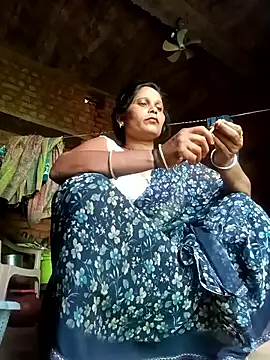 Snapshot of cute_diya_12 chatting on 05/25/26, 02:39 cute diya 12 online show from 05/25/26, 02:39