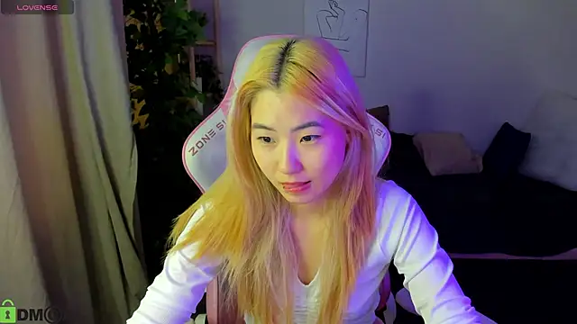 Aisi 18 online show from 09/29/25, 07:24