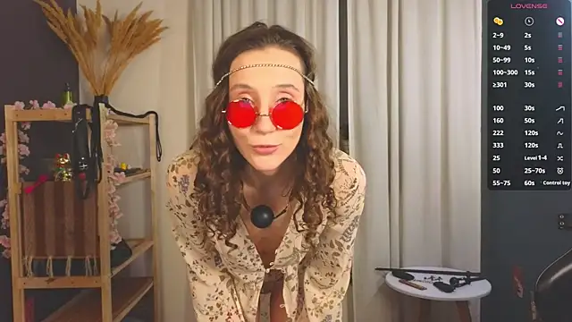 laracroftmansion online show from 11/24/25, 06:18