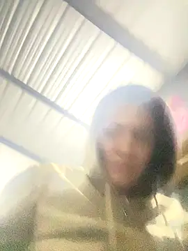 Snapshot of Madyson94 chatting on 11/04/25, 10:47 Madyson94 online show from 11/04/25, 10:47