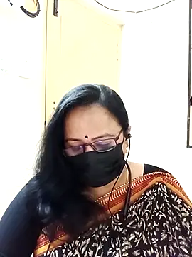Snapshot of Ananya_flower chatting on 09/28/25, 04:34 Ananya flower online show from 09/28/25, 04:34