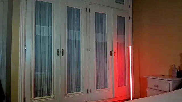 suzysuza online show from 10/08/25, 03:09