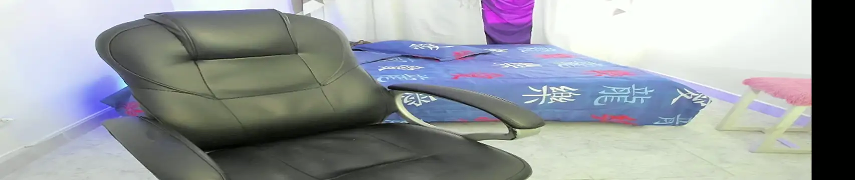 Aron Boyy online show from 09/30/25, 08:47