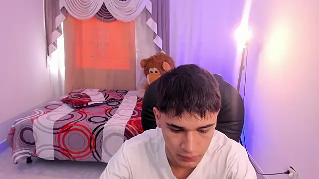 Aron Boyy online show from 05/07/26, 09:20
