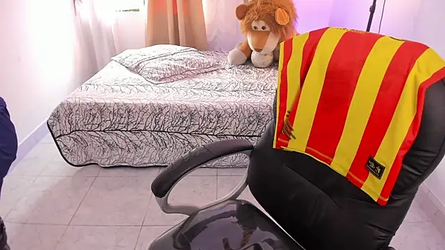 Aron Boyy online show from 06/17/26, 10:00