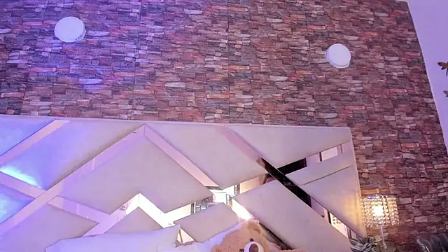 Valery Brand online show from 12/18/25, 12:11