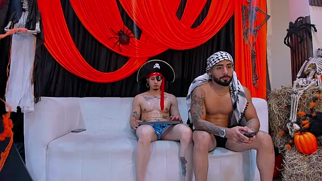 mike friends online show from 10/31/25, 01:28