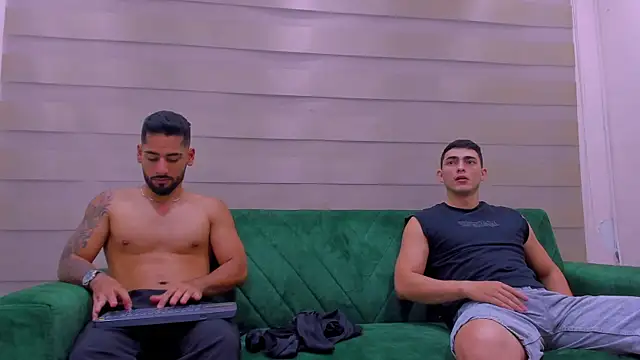 mike friends online show from 11/19/25, 01:05