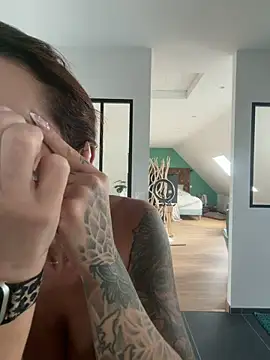 AmyStone   online show from 03/16/26, 09:35