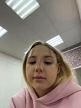 Sky Cutie online show from 02/08/26, 04:49