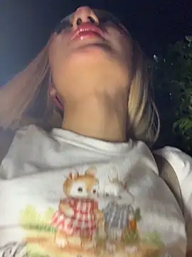 SweetBunnyGF online show from 12/03/25, 11:25