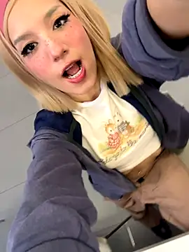 SweetBunnyGF online show from 12/05/25, 08:27