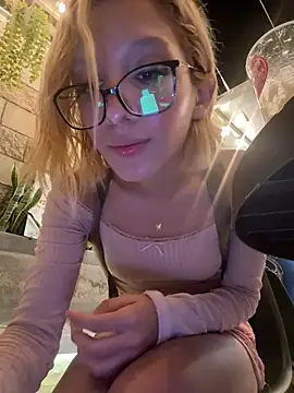 Snapshot of SweetBunnyGF chatting on 06/22/26, 03:25 SweetBunnyGF online show from 06/22/26, 03:25