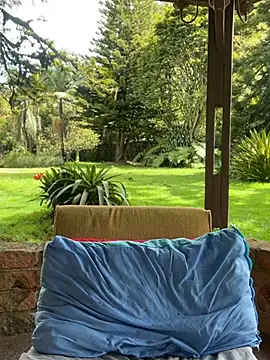 AliceMrtnz online show from 02/03/26, 06:57