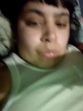 Snapshot of Pomelit00 chatting on 02/24/26, 02:09 Pomelit00 online show from 02/24/26, 02:09