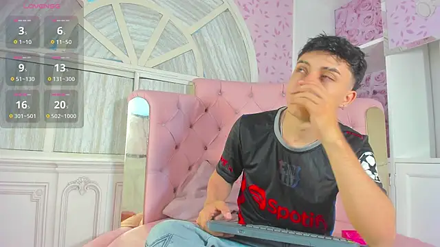 Dani rivass online show from 10/26/25, 11:16