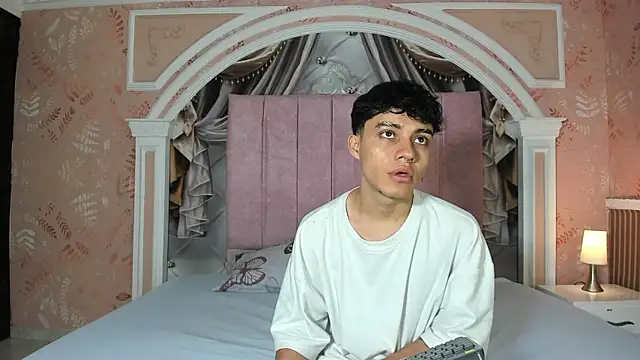 Dani rivass online show from 12/16/25, 12:43