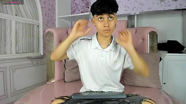 Dani rivass online show from 03/12/26, 11:38