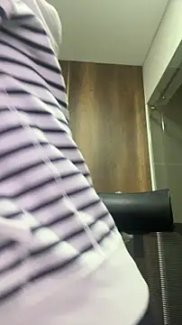 AliceRitter online show from 11/28/25, 05:59