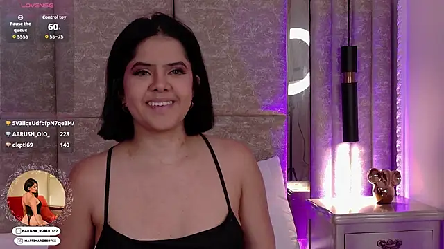 Martina-Roberts- online show from 11/05/25, 04:01